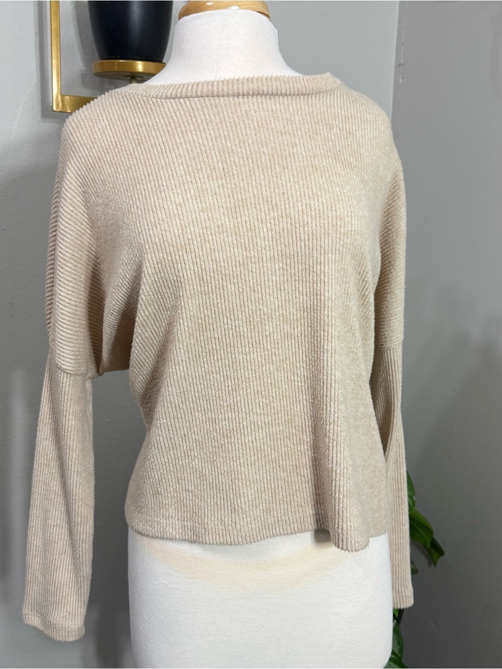 Zenana Women’s L/XL Cream Ribbed Knit Oversized Drop Shoulder Sweater